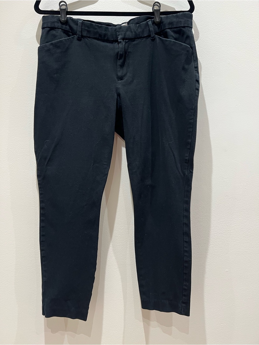 GAP Black Cropped Slim Ankle Pants